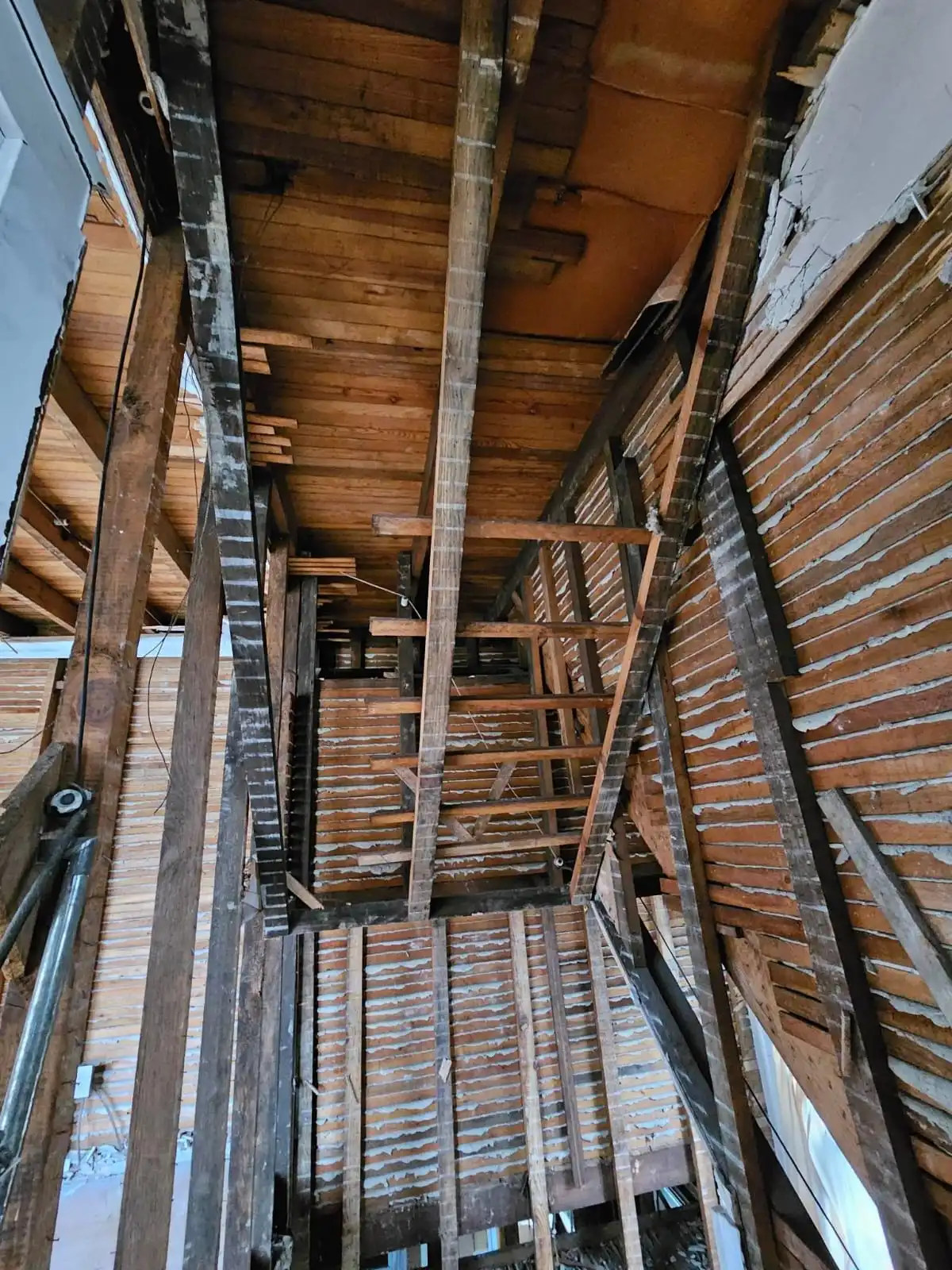 fire damaged house in Kentucky