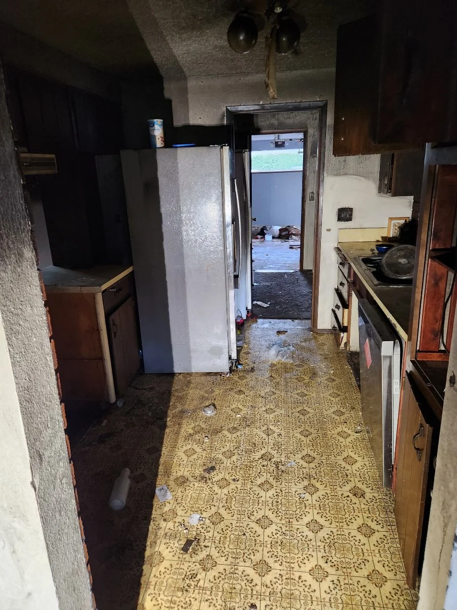 selling fire damaged house as is Kentucky burned down house in Kentucky